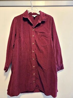 Time and Tru Long Sleeve Button Down Shirt in Burgundy Size Large